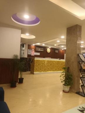 Empire Hotel Empire Suites Near IGI Airport
